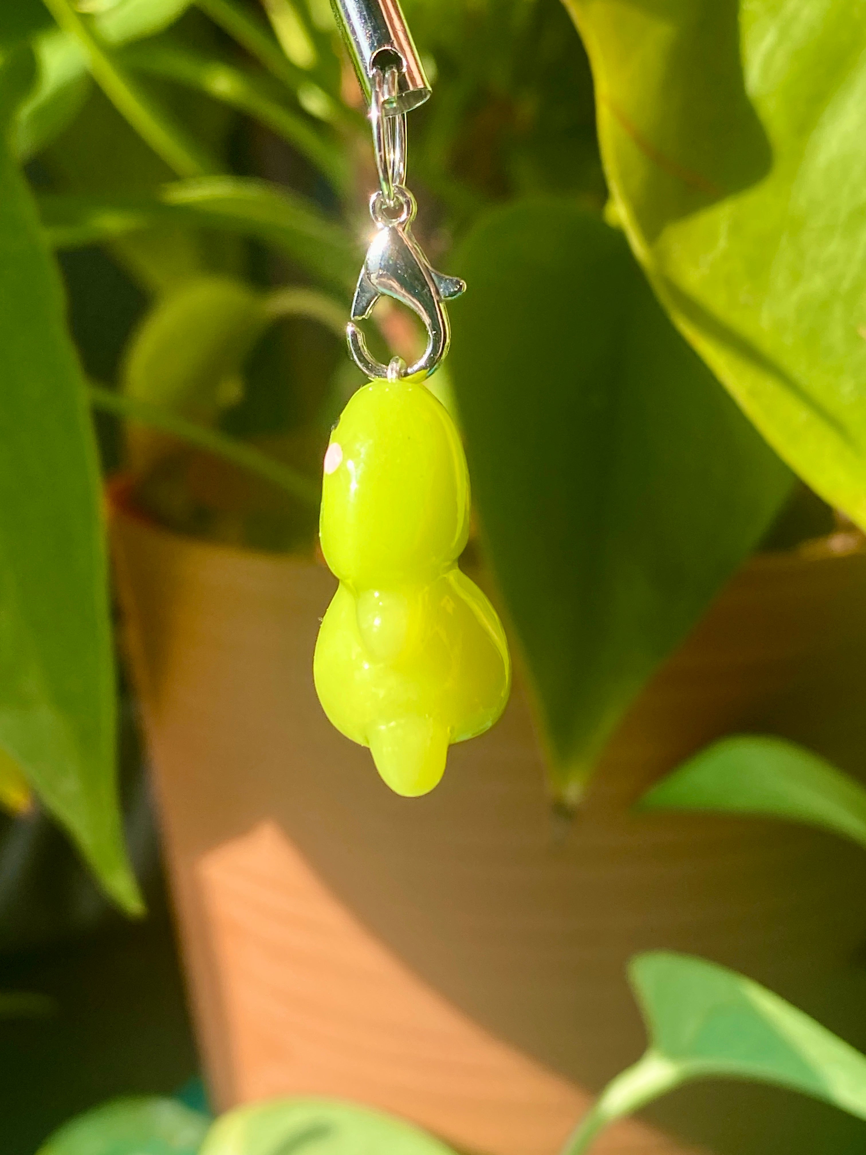 Humphry Froggo Phone Charm