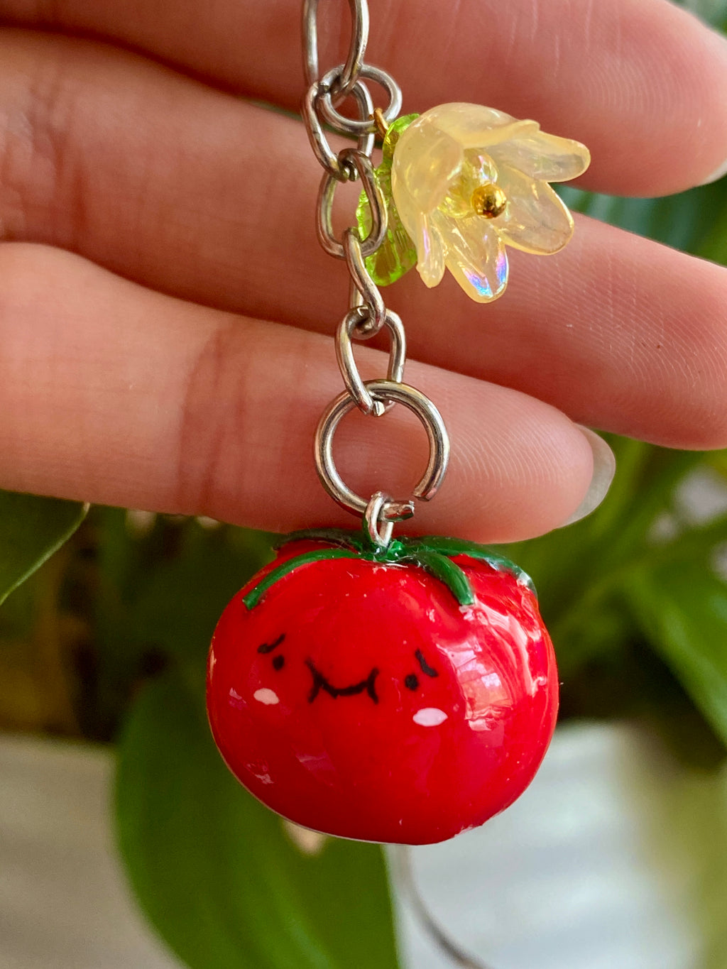 Tommy the Timid Tomato
